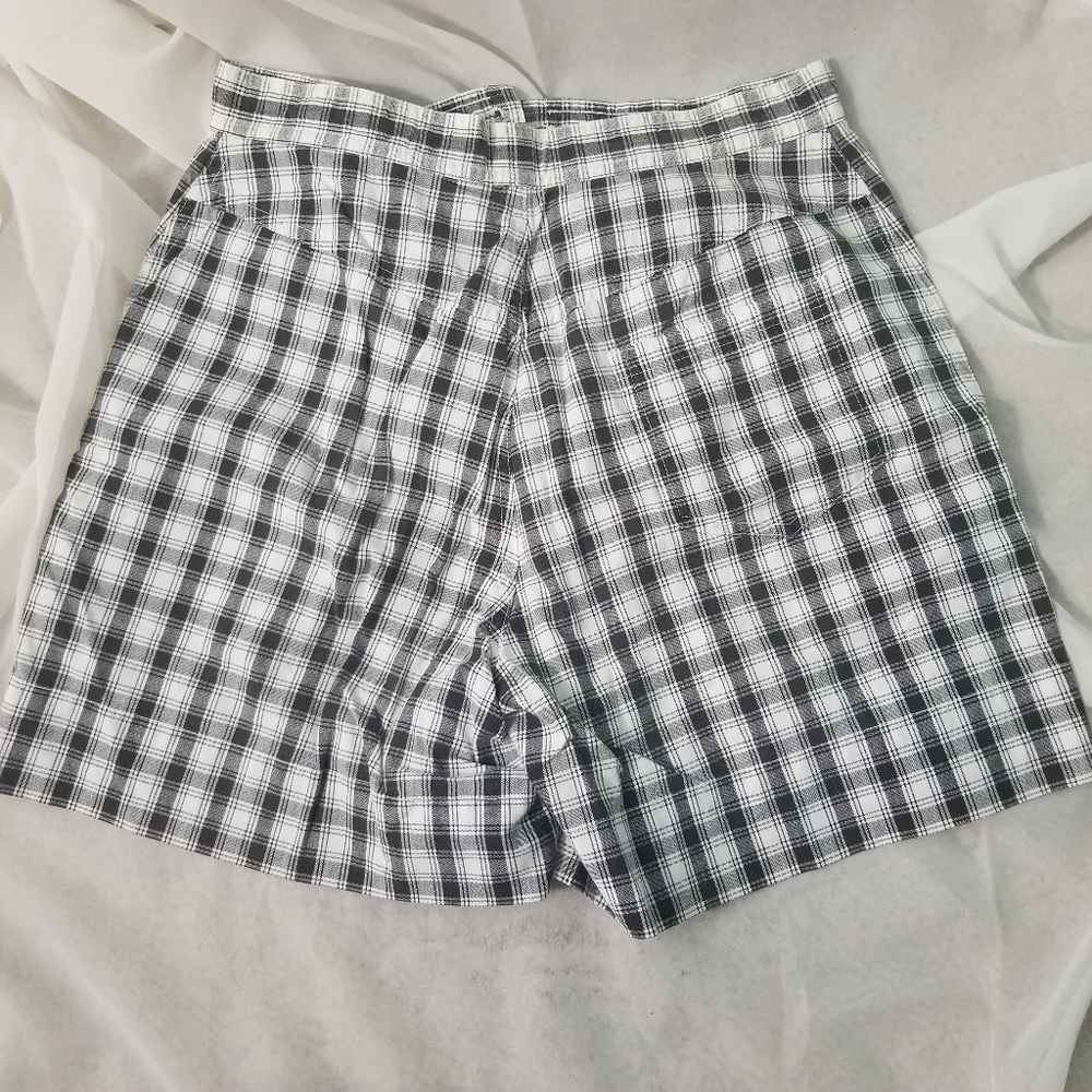 Liz sport Shorts size 8 - Picture 4 of 6
